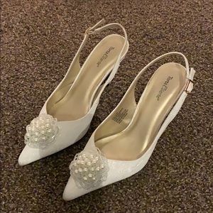 Fabulous Size 10 White Heels